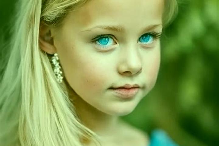 Isabella, 37, a blonde blue-eyed caucasian companion based in Dukovany. Offering Dinner Date, GFE, Roleplay, Fetish, Massage. Available for incall and outcal...