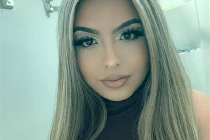 Isabella, 37, a blonde dark-eyed latina companion based in Hasloh. Offering Party Girl, Fetish, Domination, Striptease. Available for incall and outcall, ove...
