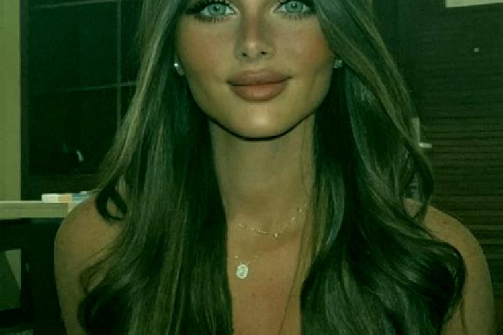 Isabella, 37, a brunette dark-eyed mediterranean companion based in Saint-Sauveur-le-Vicomte. Offering 69, A-Level, Prostate Massage. Available for incall an...