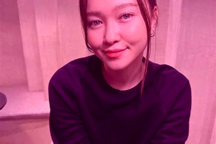 Isabella, 37, a chestnut blue-eyed asian companion based in Thuilley-aux-Groseilles. Offering Girlfriend Experience, Fetish, Travel Companion. Available for ...