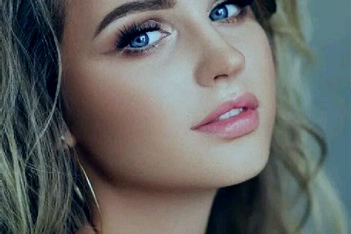 Isabella, 37, a dark blonde blue-eyed european companion based in Sotanga. Offering Dinner Date, Girlfriend Experience, GFE. Available for incall and outcall...