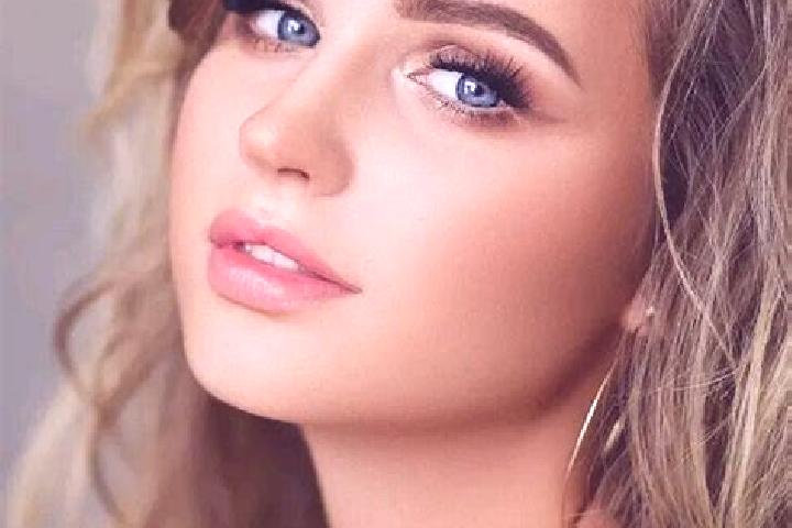 Isabella, 37, a dark blonde blue-eyed slavic companion based in Hagendorf. Offering Girlfriend Experience, Striptease, CIM, OWO. Available for incall and out...
