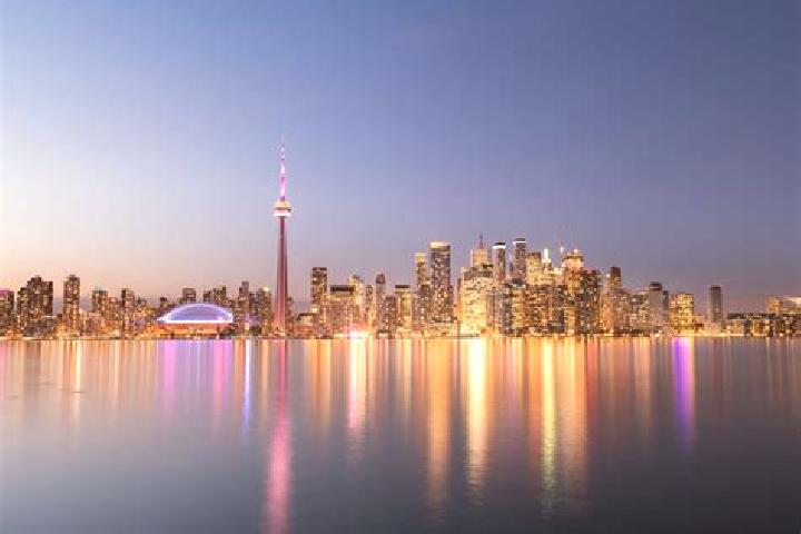 Isabella, 37 — Escort in Landmark, Canada