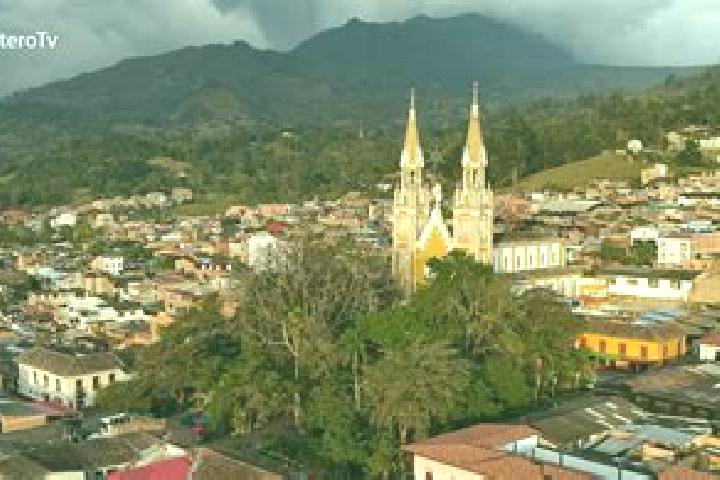 Isabella, 37 — Escort in Miraflores, Colombia