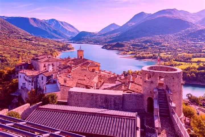 Isabella, 37 — Escort in Montereale, Italy