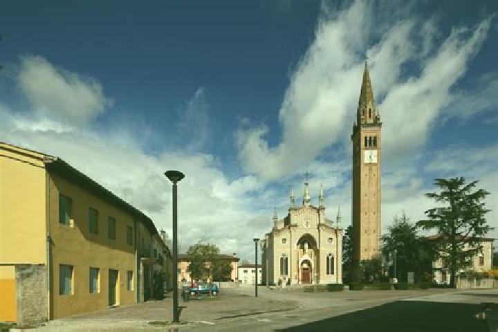 Isabella, 37 — Escort in Santa Lucia di Piave, Italy