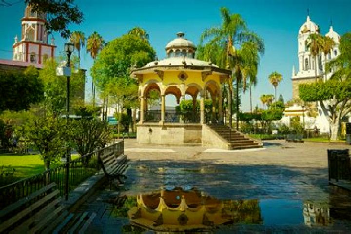 Isabella, 37 — Escort in Tlaquepaque, Mexico
