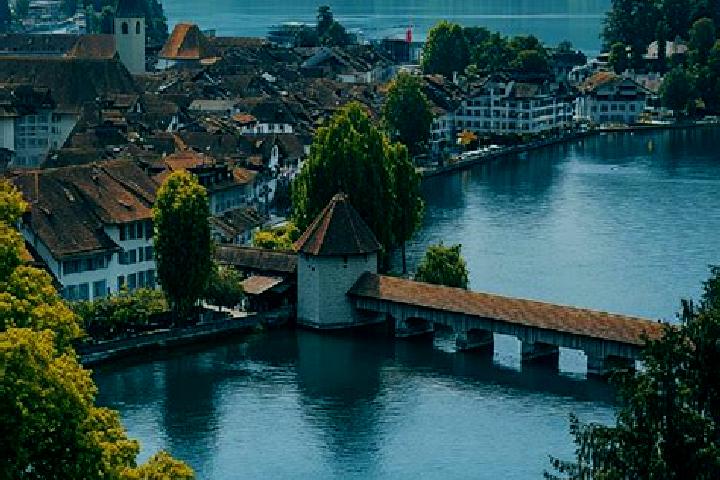 Isabella, 37 — Escort in Villeret, Switzerland
