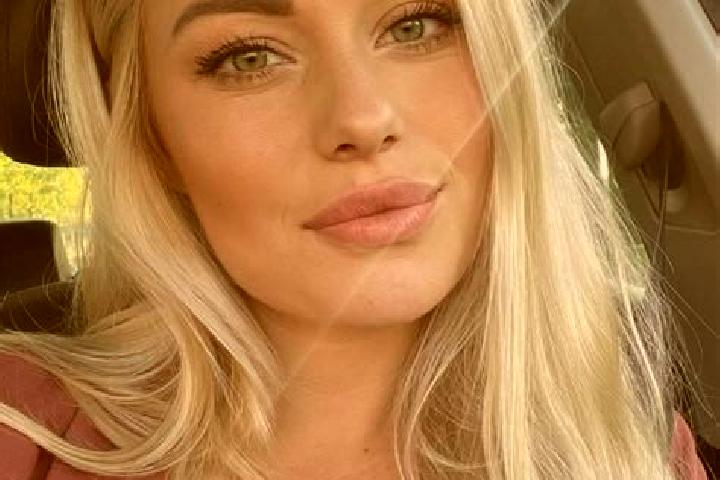 Isabella, 38, a blonde hazel-eyed caucasian companion based in Picos. Offering Prostate Massage, Fetish, Massage, Duos. Available for incall and outcall, day...