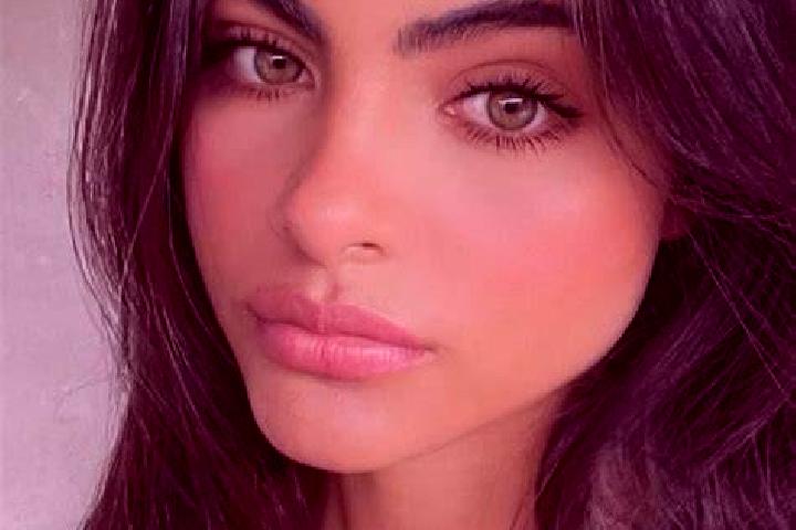 Isabella, 38, a chestnut dark-eyed indian companion based in Campofiorenzo-California. Offering A-Level, Girlfriend Experience, 69. Available for incall and ...