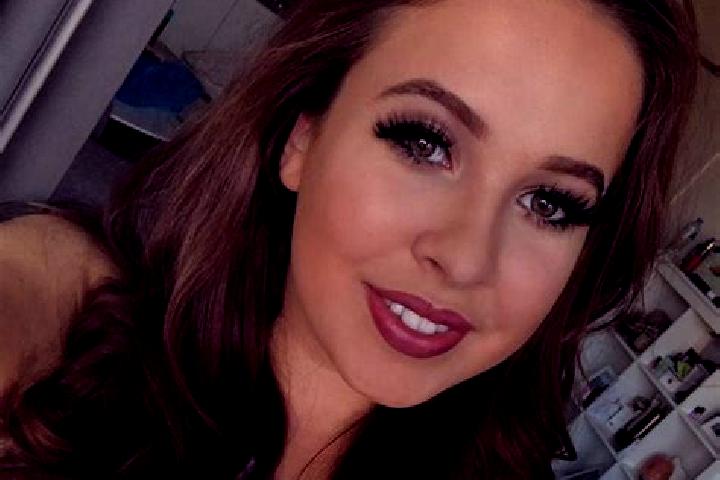 Isabella, 38, a red grey-eyed european companion based in Barmaky. Offering Tantra, Striptease, Dinner Date. Available for incall and outcall, overnight book...
