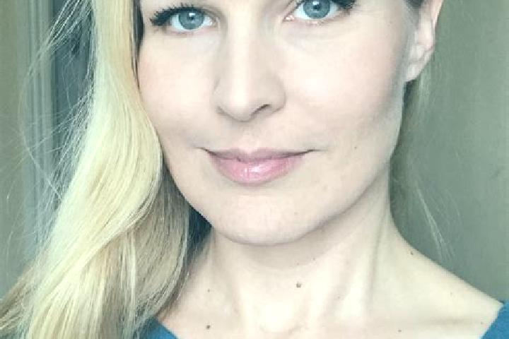 Isabella, 38 — Escort in Burton Bradstock, United Kingdom