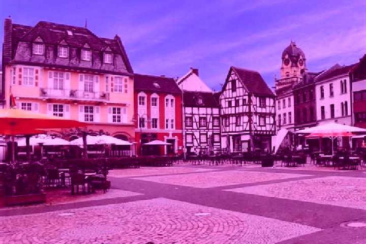 Isabella, 38 — Escort in Euskirchen, Germany