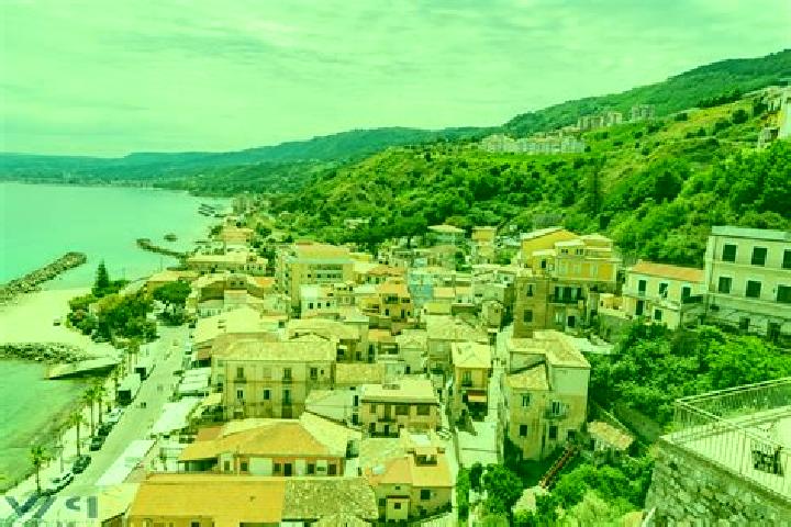 Isabella, 38 — Escort in Torricella del Pizzo, Italy
