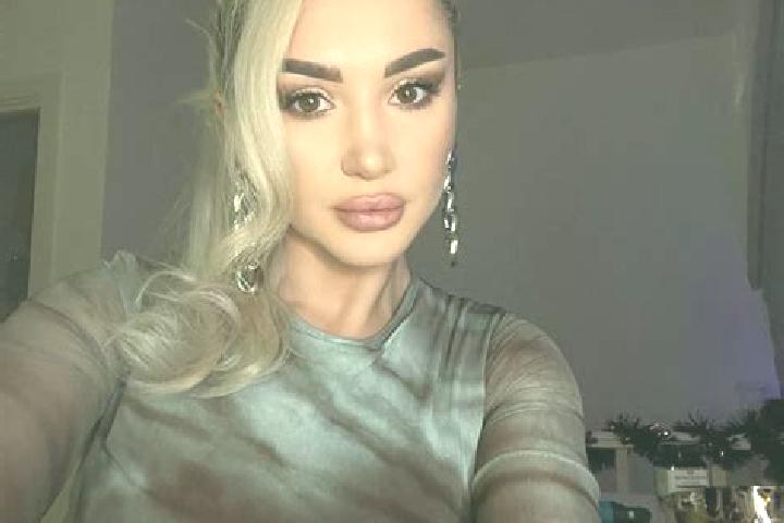 Isabella, 39, a auburn green-eyed middle eastern companion based in Church Point. Offering Couples, GFE, Overnight, Travel Companion. Available for incall an...