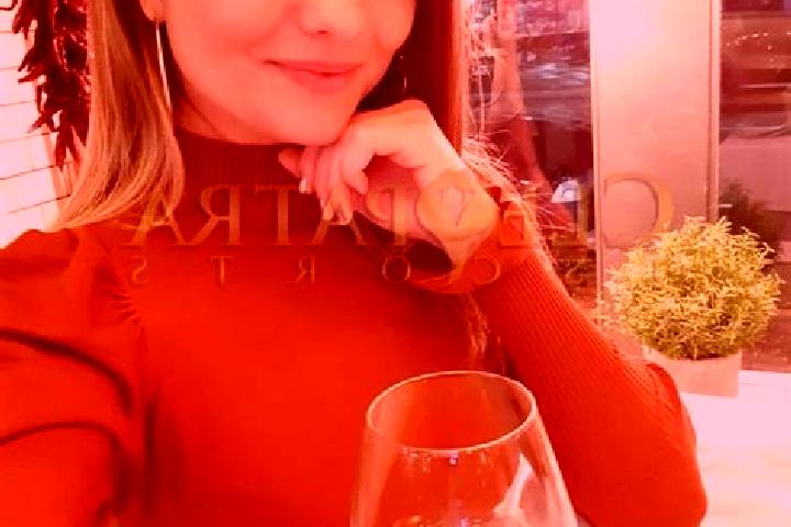 Isabella, 39, a chestnut dark-eyed european companion based in Khark. Offering BDSM, GFE, Dinner Date, OWO. Available for incall and outcall, day and evening...