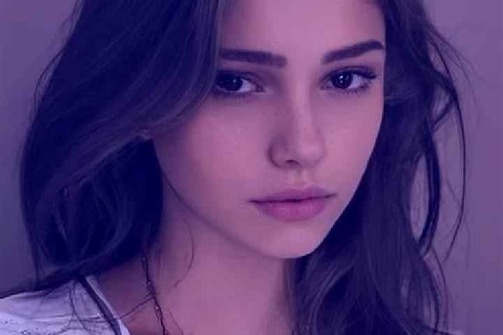 Isabella, 39, a chestnut grey-eyed slavic companion based in Belovodskoye. Offering Duos, A-Level, GFE. Available for incall and outcall, day and evening dates.