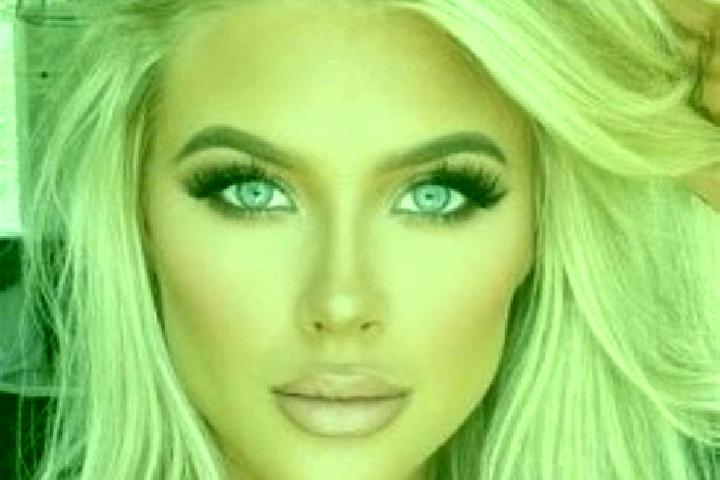 Isabella, 39, a platinum blonde dark-eyed latina companion based in Manwath. Offering Striptease, Massage, Girlfriend Experience, BDSM, Erotic Massage. Avail...