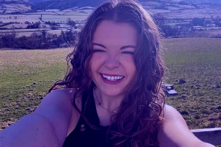 Isabella, 39 — Escort in Cardiff, United Kingdom