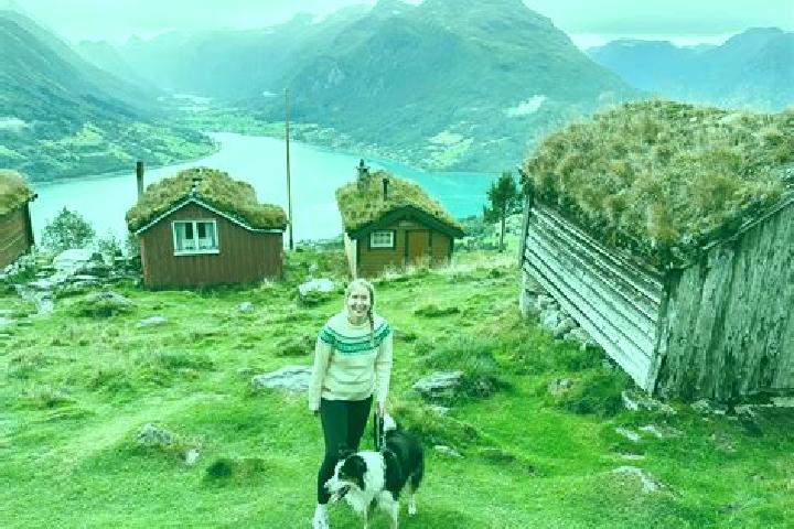 Isabella, 39 — Escort in Neskollen, Norway