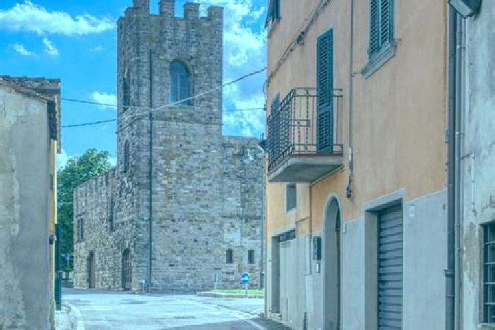 Isabella, 39 — Escort in Pergine Valdarno, Italy