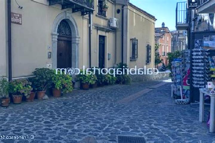 Isabella, 39 — Escort in Santa Domenica Talao, Italy