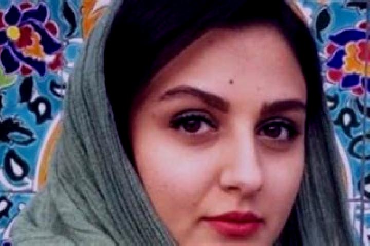 Ivy, 20 — Escort in Bandar-e Rostami, Iran