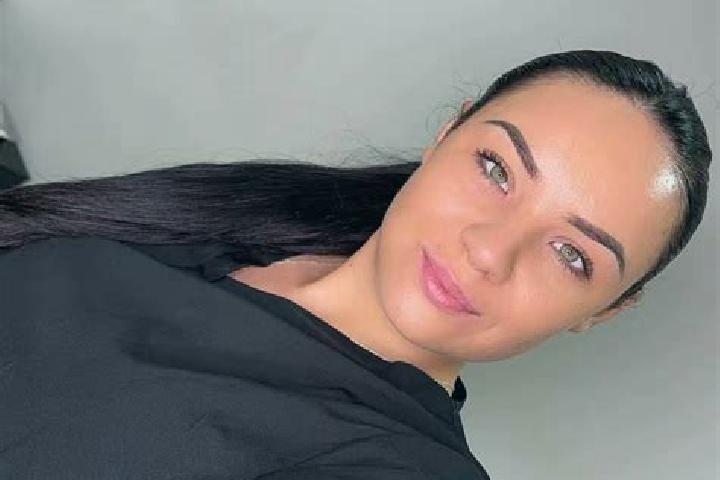 Ivy, 20 — Escort in Cowen, United States