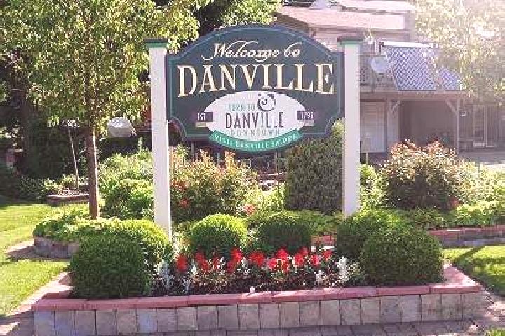 Ivy, 20 — Escort in Danville, Canada