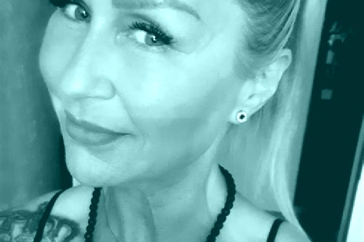 Ivy, 20 — Escort in Geyen, Germany