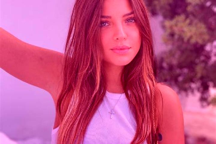 Ivy, 20 — Escort in Kato Mitrousi, Greece