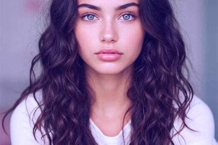 Ivy, 21, a brunette amber-eyed mediterranean companion based in Oriental. Offering Striptease, CIM, Massage. Available for incall and outcall, overnight book...