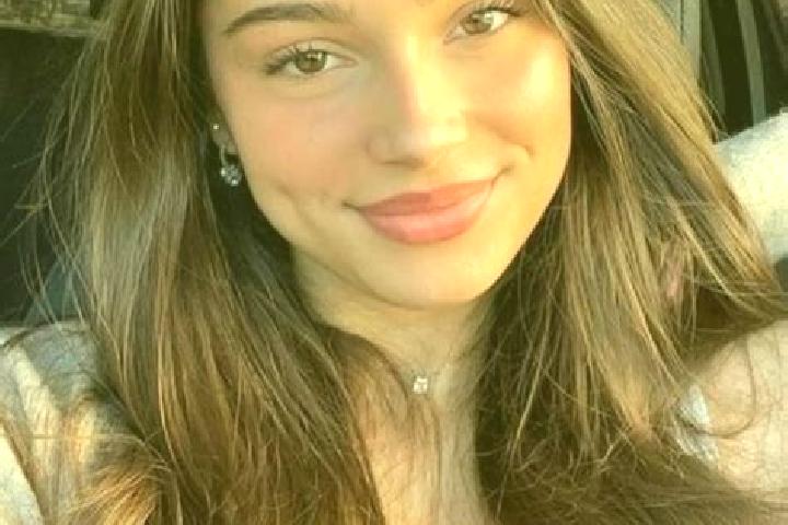 Ivy, 21, a brunette hazel-eyed latina companion based in Thiembronne. Offering Girlfriend Experience, Duos, Striptease, Deep French Kissing, Travel Companion...