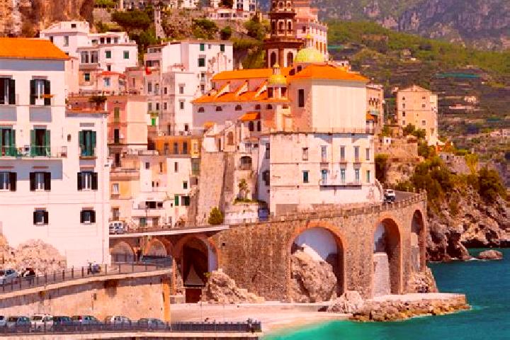 Ivy, 21 — Escort in Ceregnano, Italy