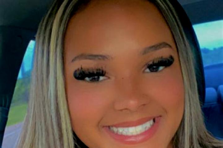 Ivy, 21 — Escort in Mexia, United States