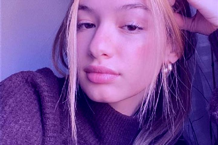 Ivy, 22, a blonde brown-eyed caucasian companion based in Vinnitsy. Offering CIM, Overnight, Prostate Massage, BDSM. Available for incall and outcall, day an...