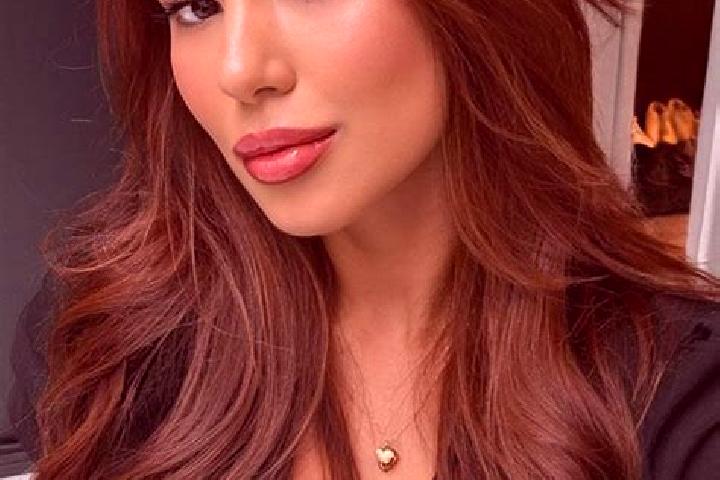 Ivy, 22, a chestnut brown-eyed latina companion based in Kleinheubach. Offering Deep French Kissing, Tantra, Striptease, Duos. Available for incall and outca...