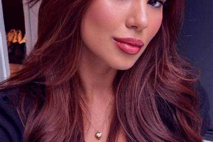 Ivy, 22, a chestnut brown-eyed latina companion based in La Haba. Offering Deep French Kissing, OWO, Party Girl. Available for incall and outcall, overnight ...