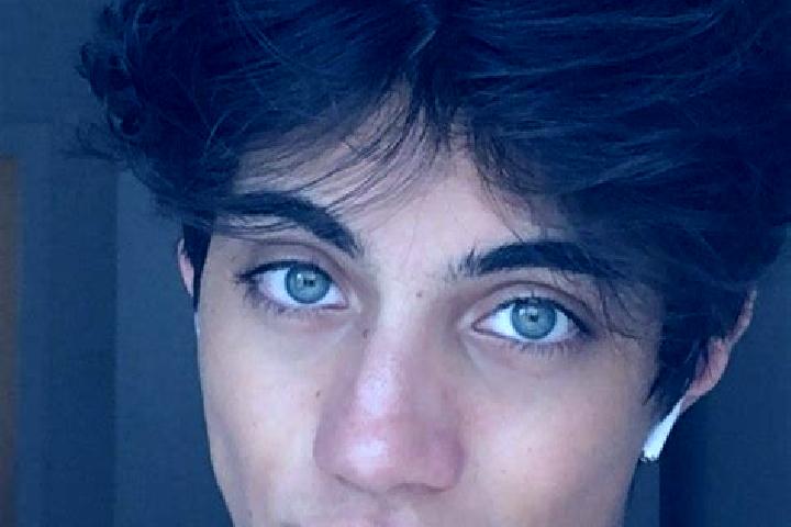 Ivy, 22, a chestnut dark-eyed caucasian companion based in Rolampont. Offering Dinner Date, Erotic Massage, A-Level, Tantra, Overnight. Available for incall ...