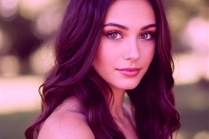 Ivy, 22, a dark blonde hazel-eyed mixed companion based in Cora. Offering Couples, A-Level, CIM. Available for incall and outcall, day and evening dates.