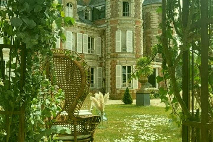 Ivy, 22 — Escort in Chaumes-en-Brie, France
