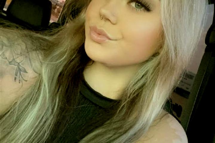Ivy, 22 — Escort in Macey, France