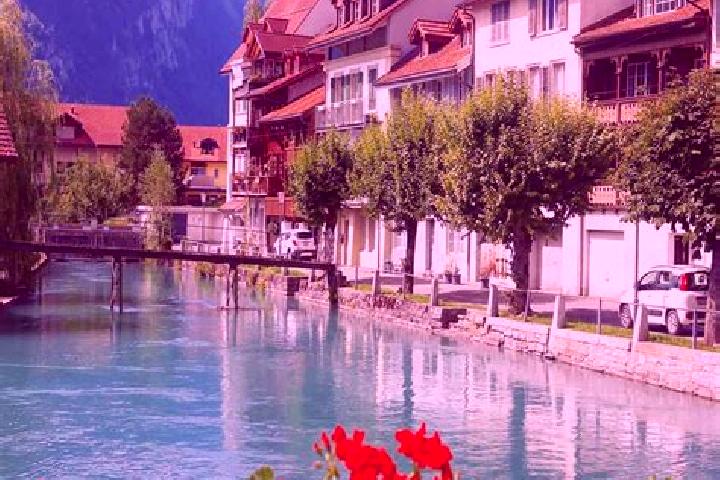 Ivy, 22 — Escort in Saint-Livres, Switzerland