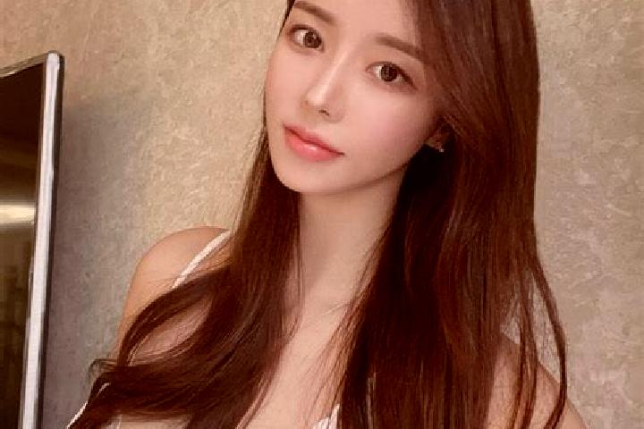 Ivy, 22 — Escort in Ya erya, China