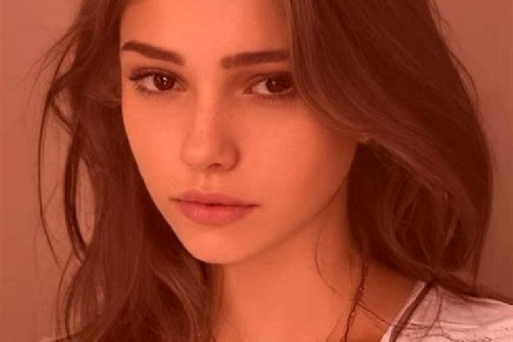 Ivy, 23, a chestnut grey-eyed slavic companion based in Oemofa. Offering Girlfriend Experience, Dinner Date, CIM. Available for incall and outcall, day and e...
