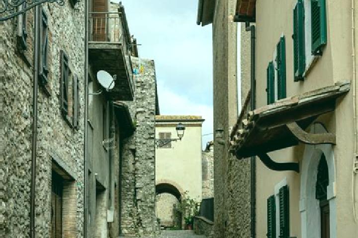Ivy, 23 — Escort in Avigliano Umbro, Italy