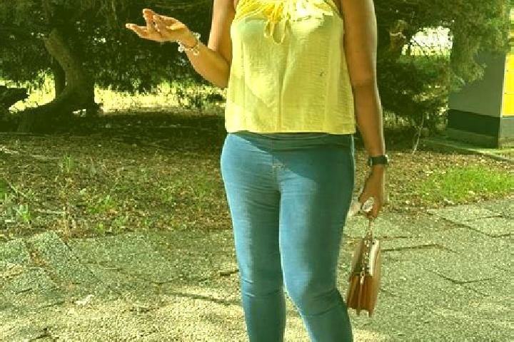 Ivy, 23 — Escort in Awo-Idemili, Nigeria