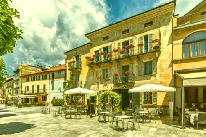 Ivy, 23 — Escort in Cannobio, Italy