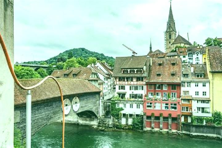 Ivy, 23 — Escort in Daettwil, Switzerland