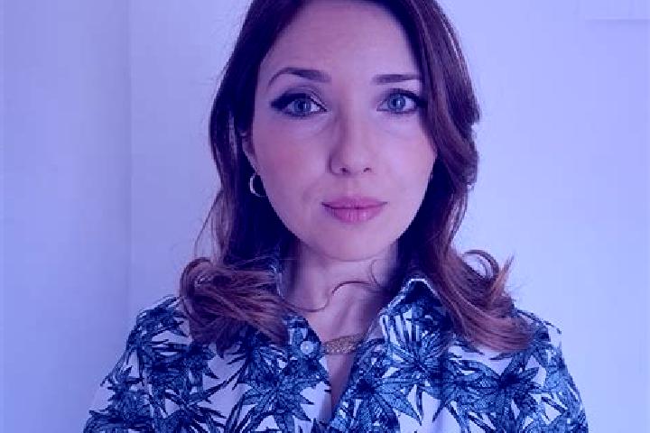 Ivy, 23 — Escort in Lido di Spina, Italy